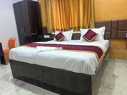 A White Pearl Suites