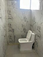 A White Pearl Suites