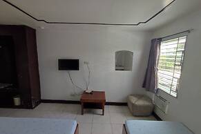 Green Ridge Apartelle