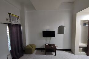 Green Ridge Apartelle