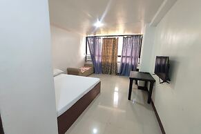Green Ridge Apartelle