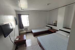 Green Ridge Apartelle