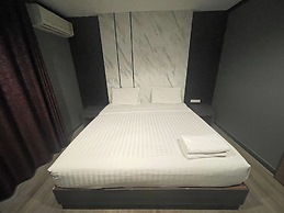 Carpediem Hotel
