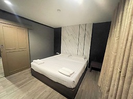 Carpediem Hotel