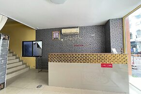 Lucky Inn Suites
