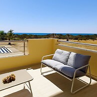 Milolithos Sunkissed Getaway Seaside Pool Escape