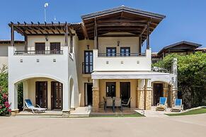 Da02 Adjacent to Aphrodite Hills Pool View