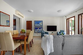 Da02 Adjacent to Aphrodite Hills Pool View