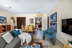 Da02 Adjacent to Aphrodite Hills Pool View