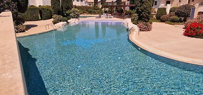 Da02 Adjacent to Aphrodite Hills Pool View