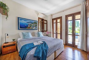 Da02 Adjacent to Aphrodite Hills Pool View