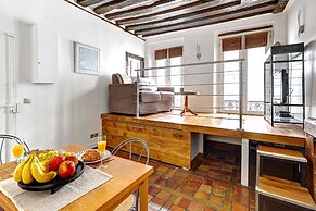 Elegant Studio in Le Marais - Sleeps 4