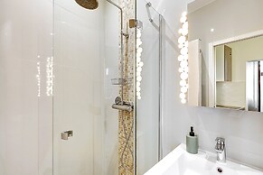 Elegant Studio in Le Marais - Sleeps 4