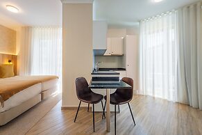 Vila Baleira Residence