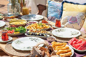 Cerenity Alaçatı