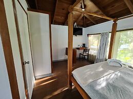 Las Palmas Cabins
