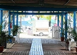 Las Palmas Cabins
