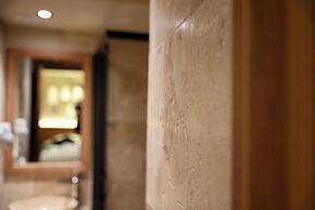 Khalkedon Suites