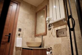Khalkedon Suites