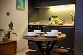 Khalkedon Suites