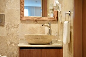 Khalkedon Suites