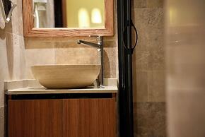 Khalkedon Suites