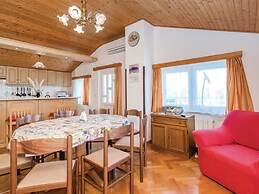 Scenic Seafront Brsec Apartment