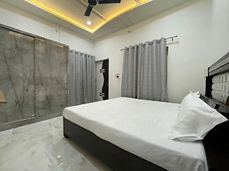 Akash Ganga Homestay Varanasi