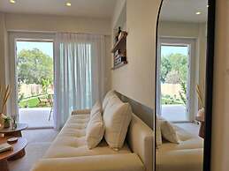 JM Dēos Suites