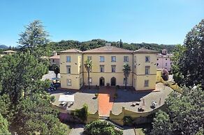 Borgo San Martino Residence Hotel & SPA