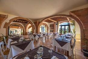 Borgo San Martino Residence Hotel & SPA