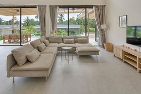 Tropical Poolside Retreat by Sea N' Rent
