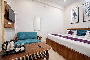 Murli Manohar Palace