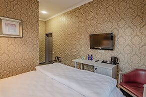 Hotel Day Inn
