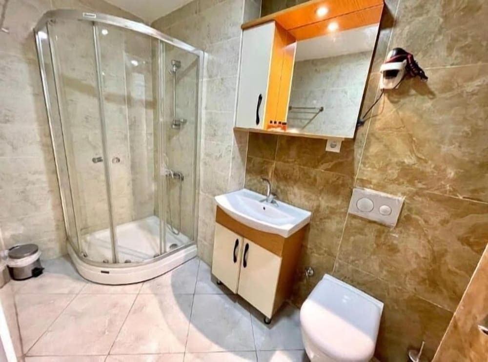 N-Y Suites