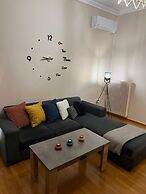 Alimos Cozy Getaway Close to the Beach