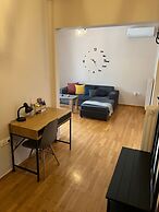 Alimos Cozy Getaway Close to the Beach