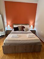 Alimos Cozy Getaway Close to the Beach
