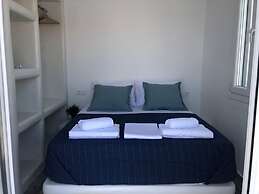 Alos Seafront Gem - Loutra Seaview Escape