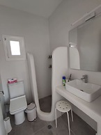 Alos Seafront Gem - Loutra Seaview Escape
