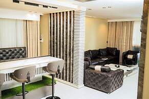 SAFE HEAVEN ROOMS