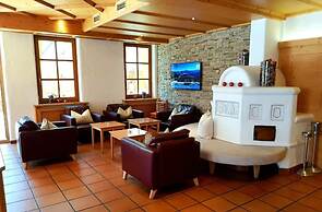 Hotel in the HEART