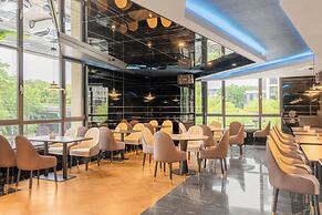 Hangzhou West Lake 6698 Crystal Hotel