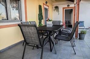 Arena's Place