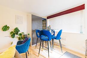 Kyanite House in Cambridge