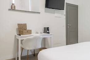 Basco Guest House