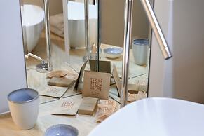 Basco Guest House