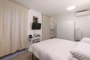 Basco Guest House