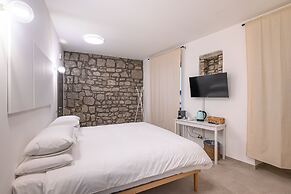 Basco Guest House