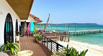 Koh Rong New Beach Resort